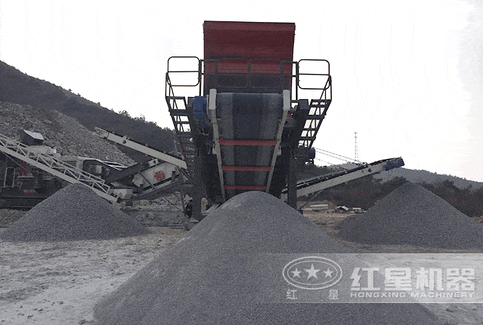 移動式全套機制砂生產(chǎn)線現(xiàn)場