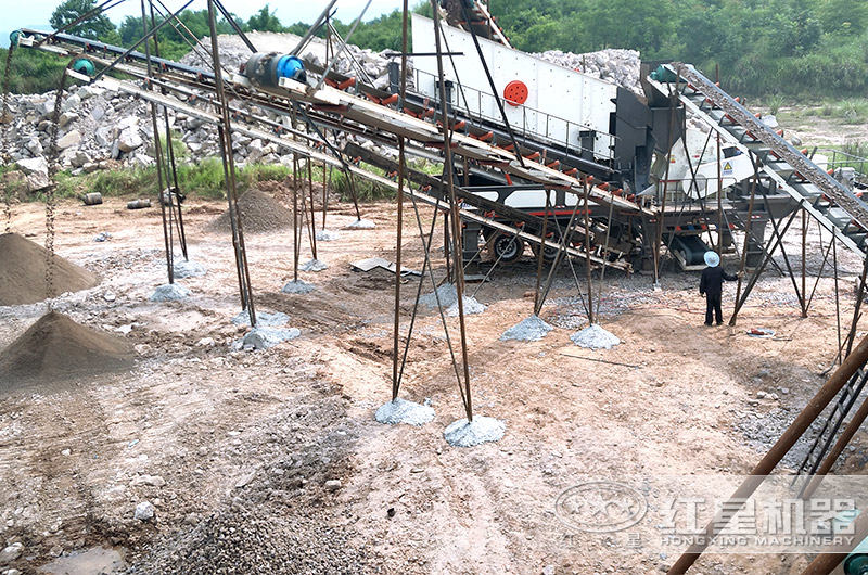 移動(dòng)重錘式破碎機(jī)施工圖