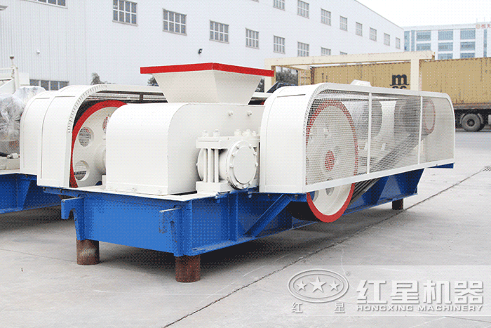 輥式制砂機(jī) 輥式制砂機(jī)