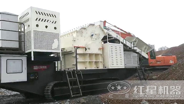 履帶移動(dòng)破碎機(jī)搭載細(xì)碎機(jī)