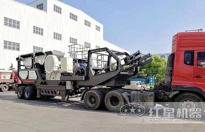 紅星移動建筑垃圾破碎機車間發(fā)貨了