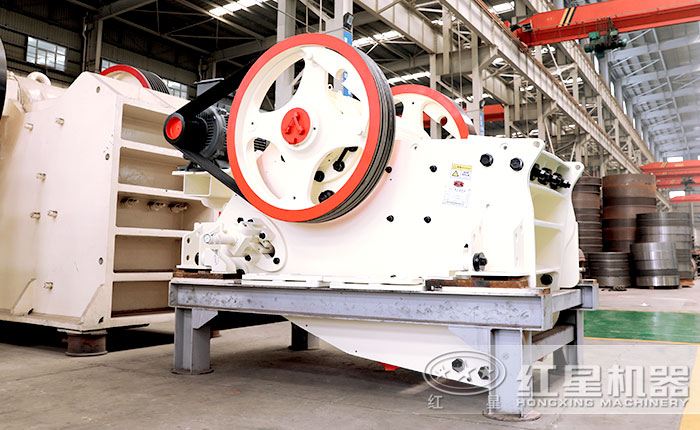 石料場顎式破碎機(jī) 石料場顎式破碎機(jī)