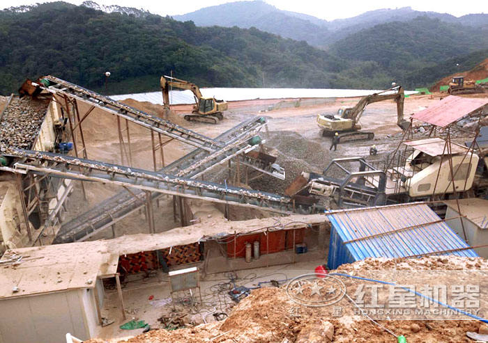 移動石子生產(chǎn)線現(xiàn)場