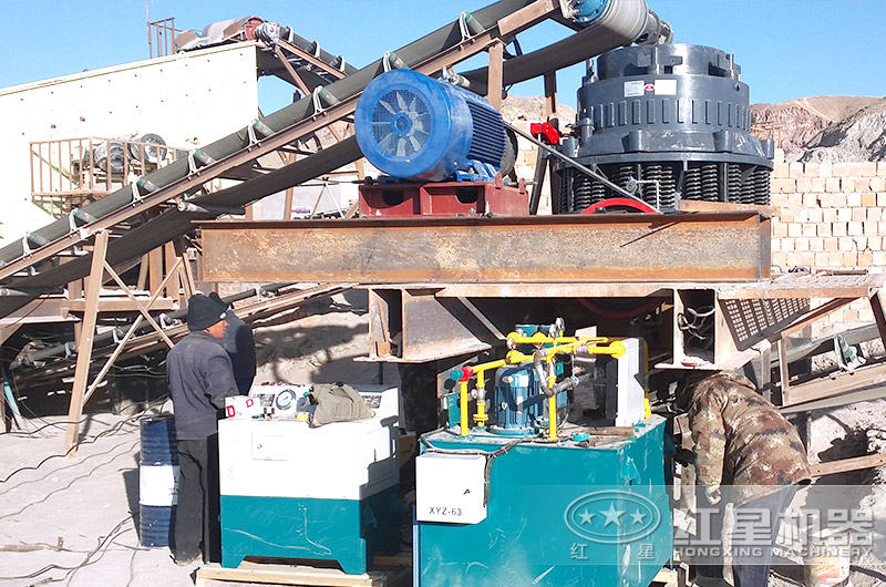 復(fù)合型圓錐破碎機客戶現(xiàn)場