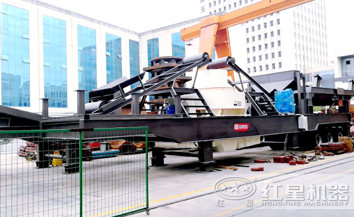 移動(dòng)石子機(jī)—搭載制砂機(jī)