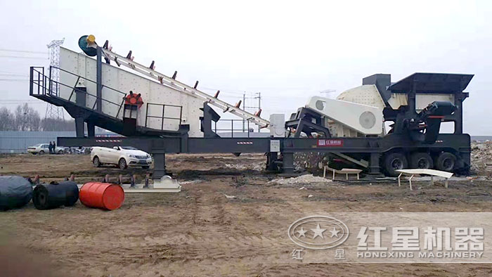 搭載重錘式破碎機(jī)