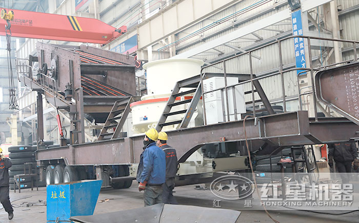 移動石料整形機車間生產(chǎn)中