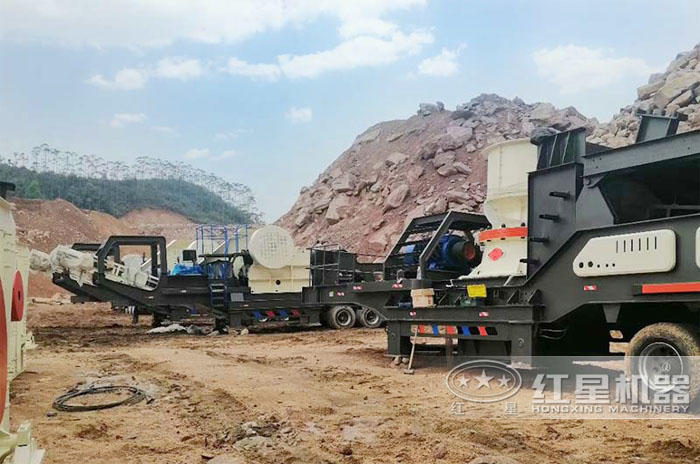 移動式破碎機生產(chǎn)現(xiàn)場