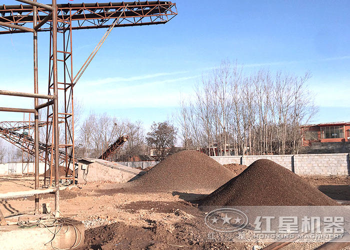 人工造沙設(shè)備加工出來(lái)的沙子