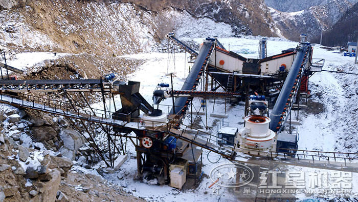 顎式破碎機(jī)+圓錐破碎機(jī)+制砂機(jī)