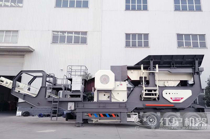 鄂破移動破碎機(jī)：給料+粗碎