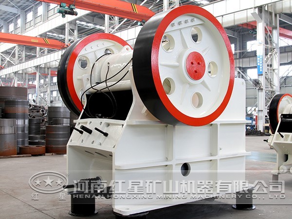 顎式破石機(jī)