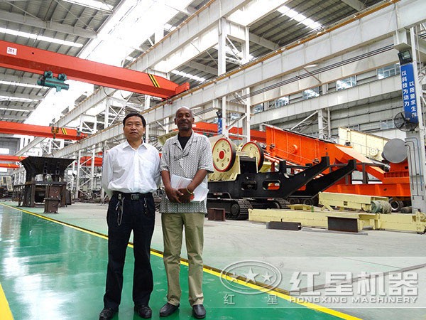 移動(dòng)石子破碎機(jī)廠家