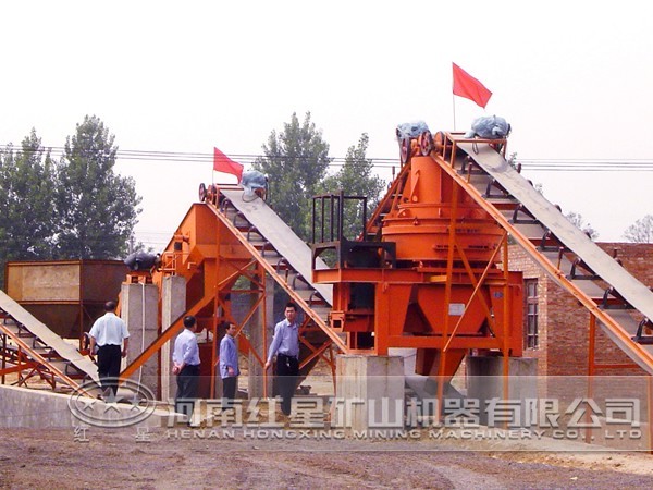 時(shí)產(chǎn)300噸玄武巖制砂生產(chǎn)線