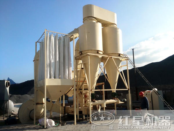 雷蒙磨磨粉機(jī)---客戶現(xiàn)場(chǎng) 雷蒙磨磨粉機(jī)---客戶現(xiàn)場(chǎng)