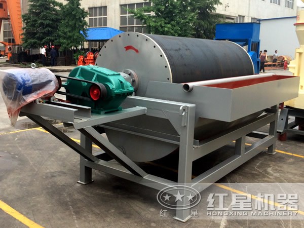 永磁筒式磁選機(jī)/磁選機(jī)