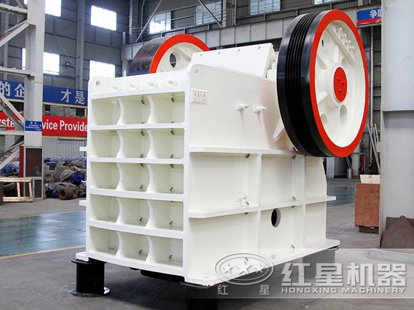 復(fù)擺顎式破碎機(jī)