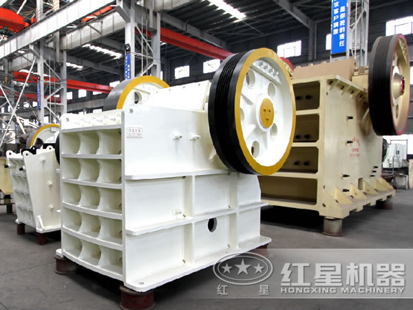 鄂式破碎機(jī)