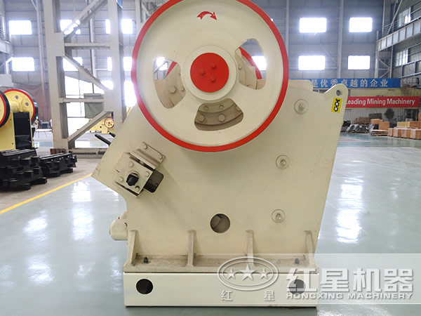 細(xì)顎式破碎機(jī)