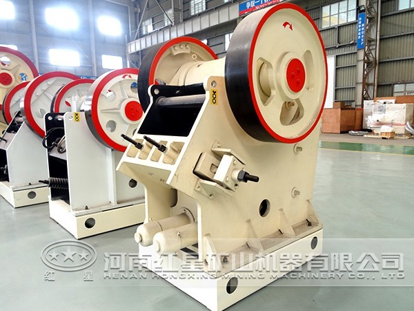 河南白云母破碎機(jī)多少錢一臺(tái)？