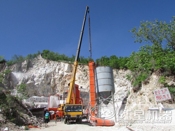 新型葉臘石磨粉生產線綠色環(huán)保