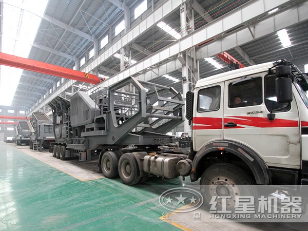 新型車載碎石機(jī)