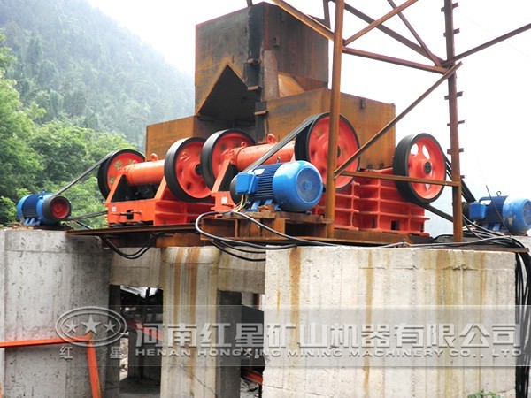 粘土巖破碎生產(chǎn)線