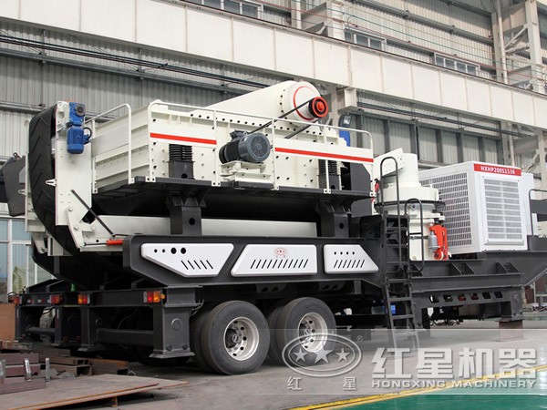 輪胎移動碎石機