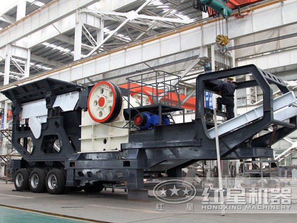 移動(dòng)石頭破碎機(jī)優(yōu)勢(shì)